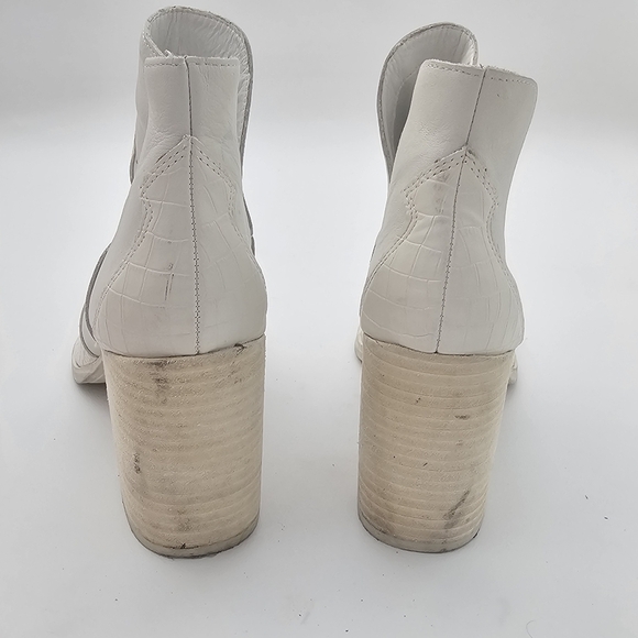 Steve Madden Chaya Bone Heeled Bootie Ivory Size 9 Pointy Toe Chunky Heel - Picture 8 of 11